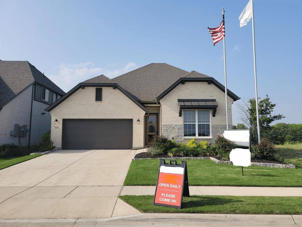 4428 Aralia Street, Fort Worth, TX 76036