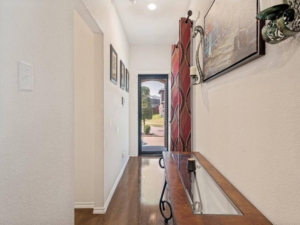 2246 Nightgrove Circle, Crandall, TX 75114