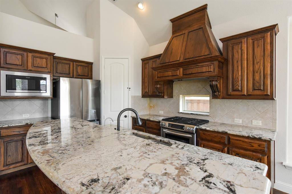 759 Stardrift Avenue, Frisco, TX 75036