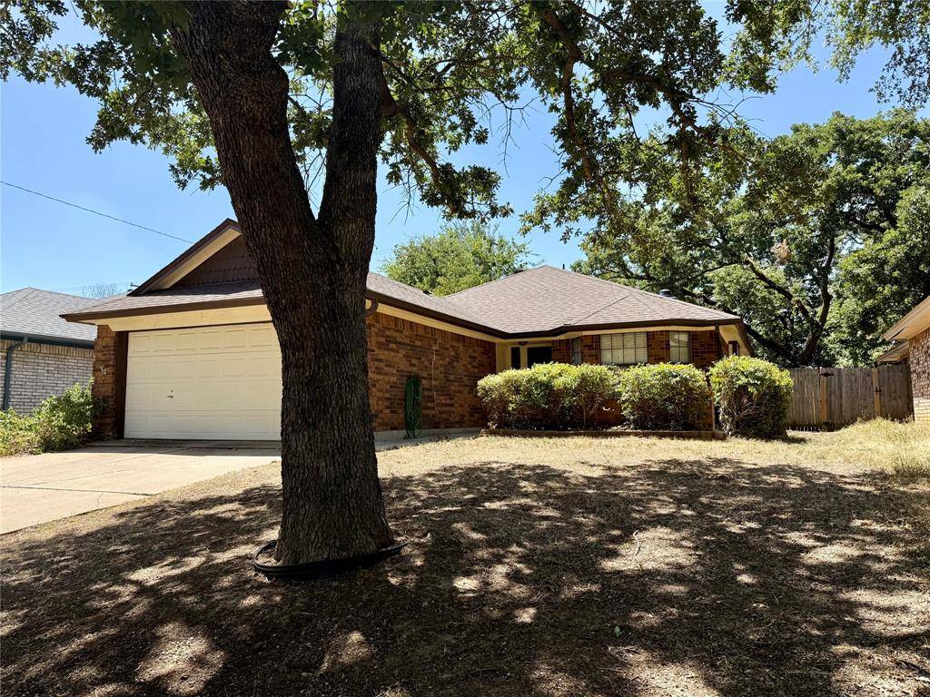 4200 Rye Glen Drive, Arlington, TX 76017