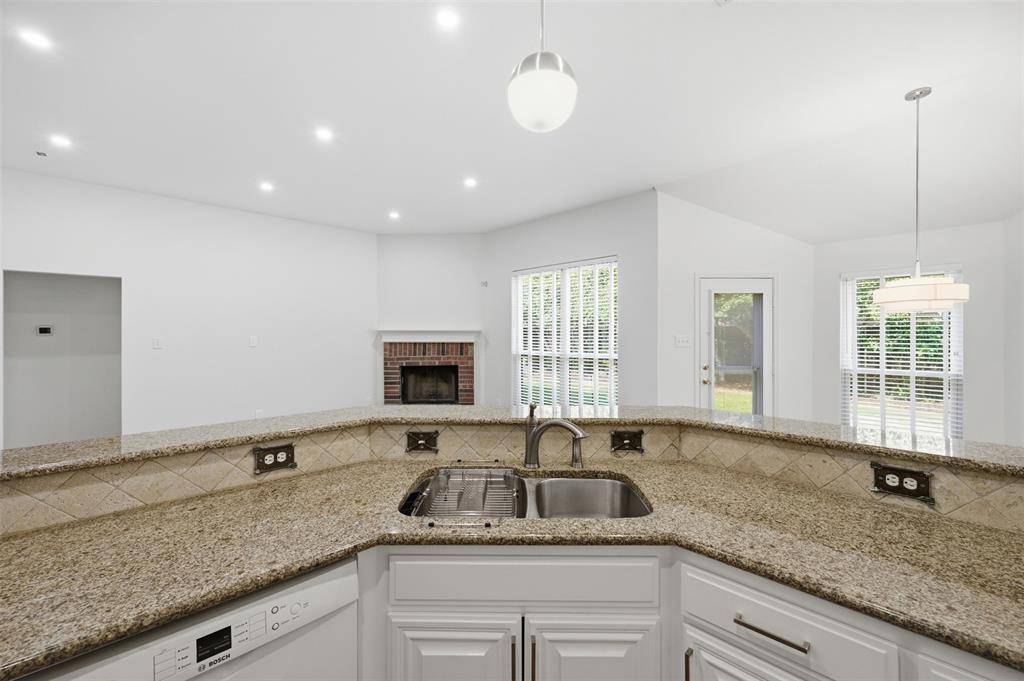 8625 Stetson, Fort Worth, TX 76244