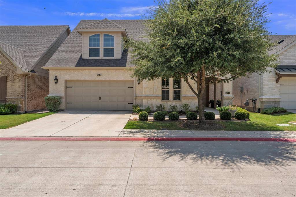 2704 Esplanade Boulevard #2704, Mansfield, TX 76063