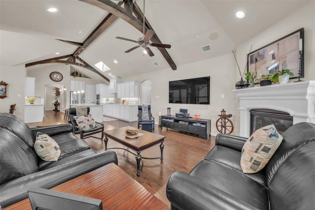 2704 Esplanade Boulevard #2704, Mansfield, TX 76063