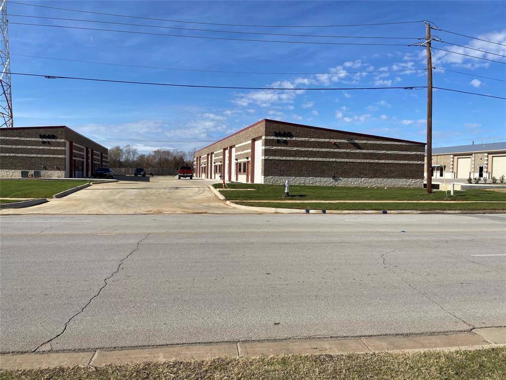 1440 Westpark Way, Euless, TX 76040