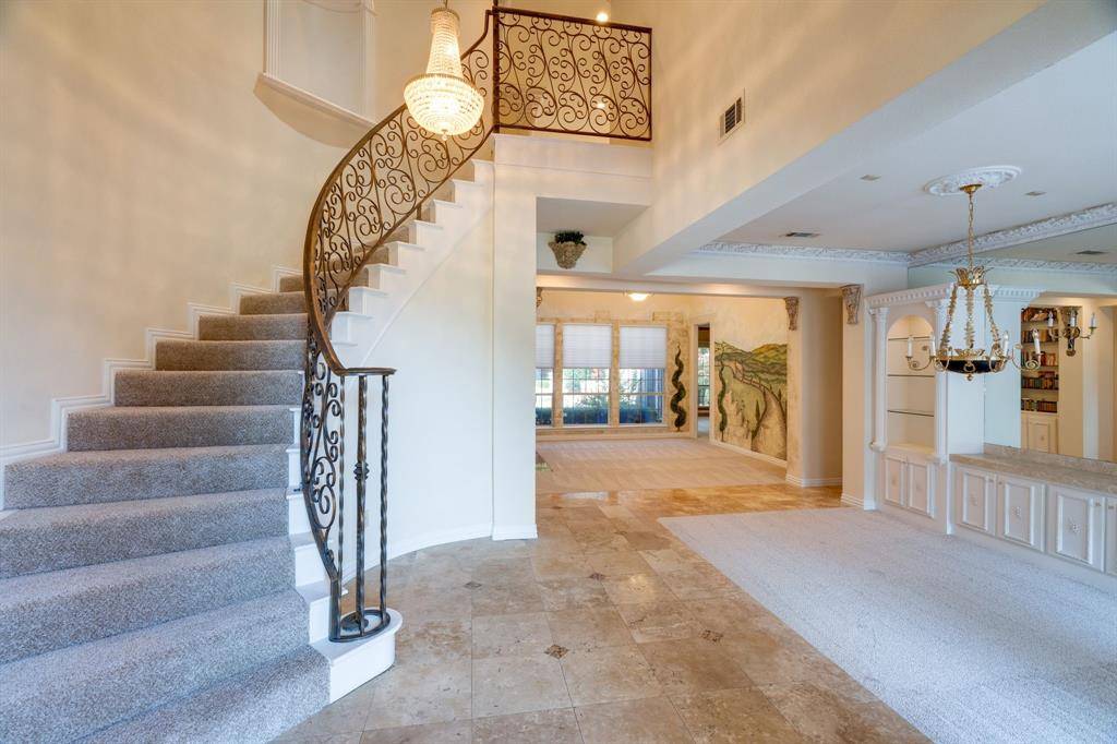 7012 Shalimar Court, Colleyville, TX 76034