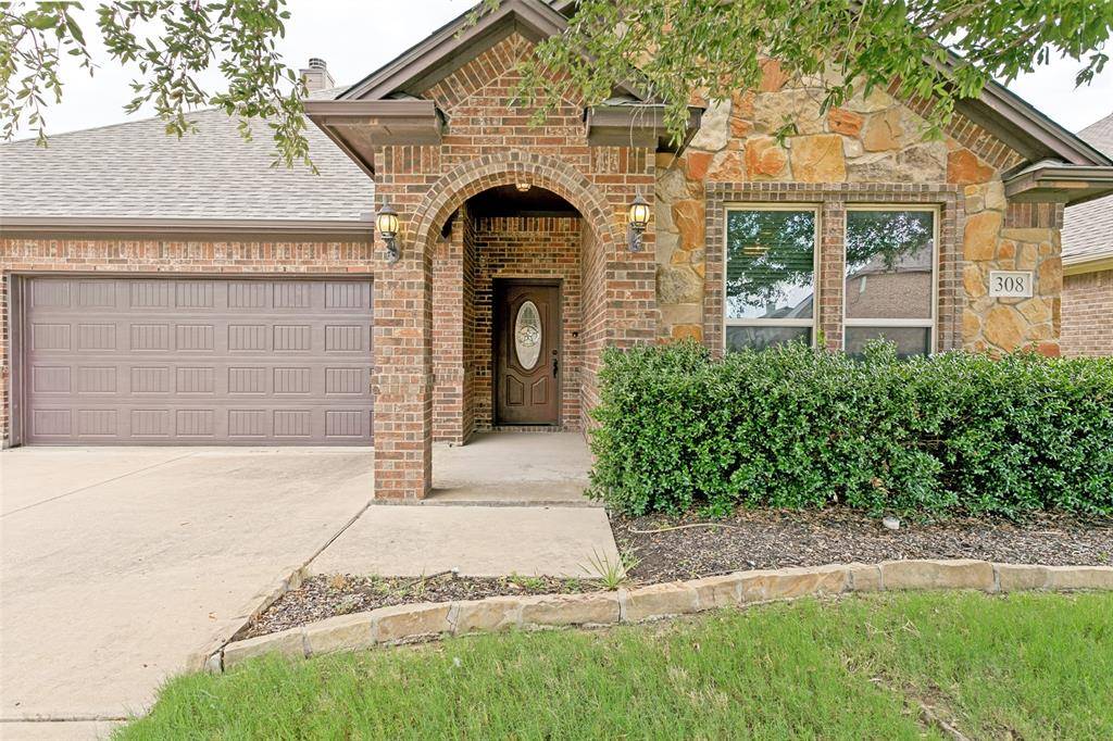 308 Pecos Drive, Burleson, TX 76028