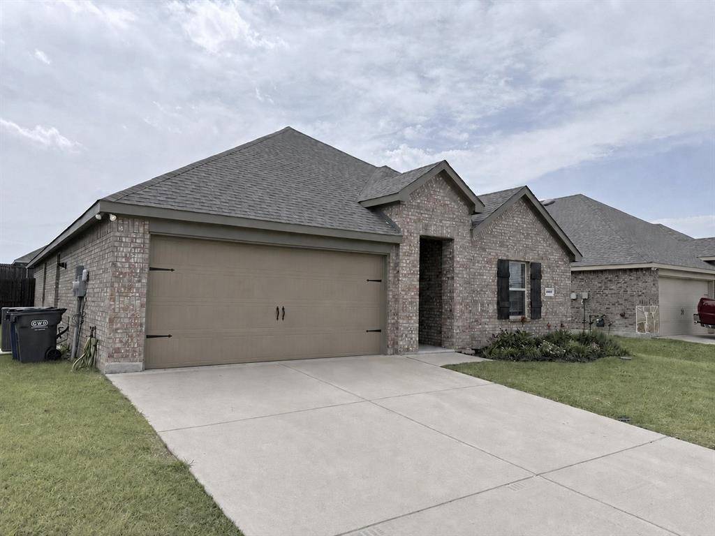1602 Maple Ridge Drive, Princeton, TX 75407