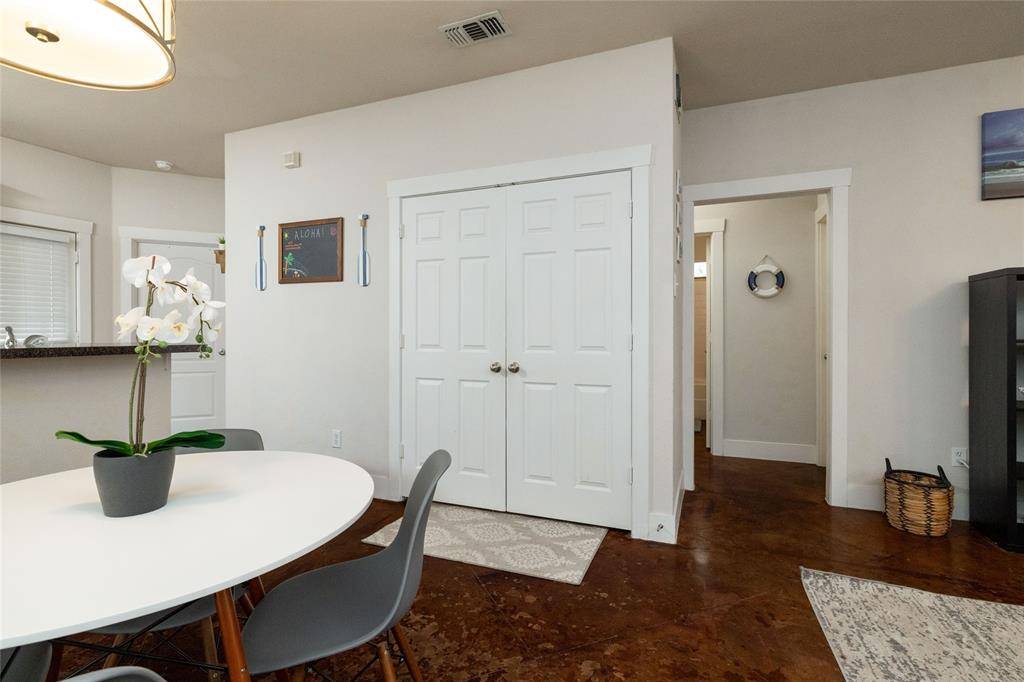 2801 Frazier Avenue, Fort Worth, TX 76110