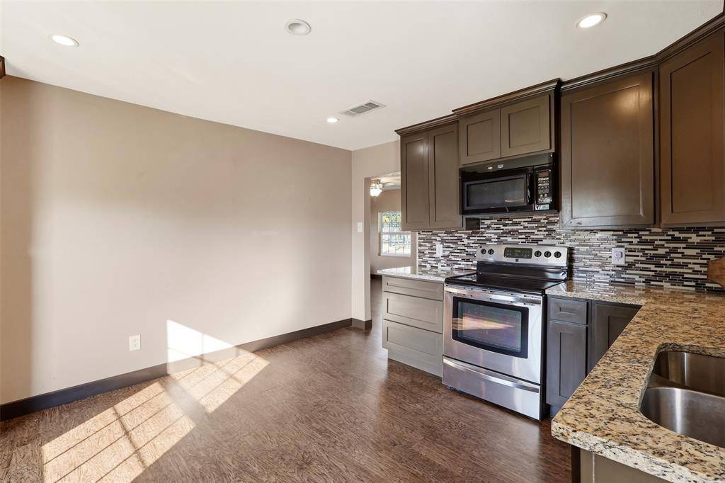 8099 Truet Street, Scurry, TX 75158