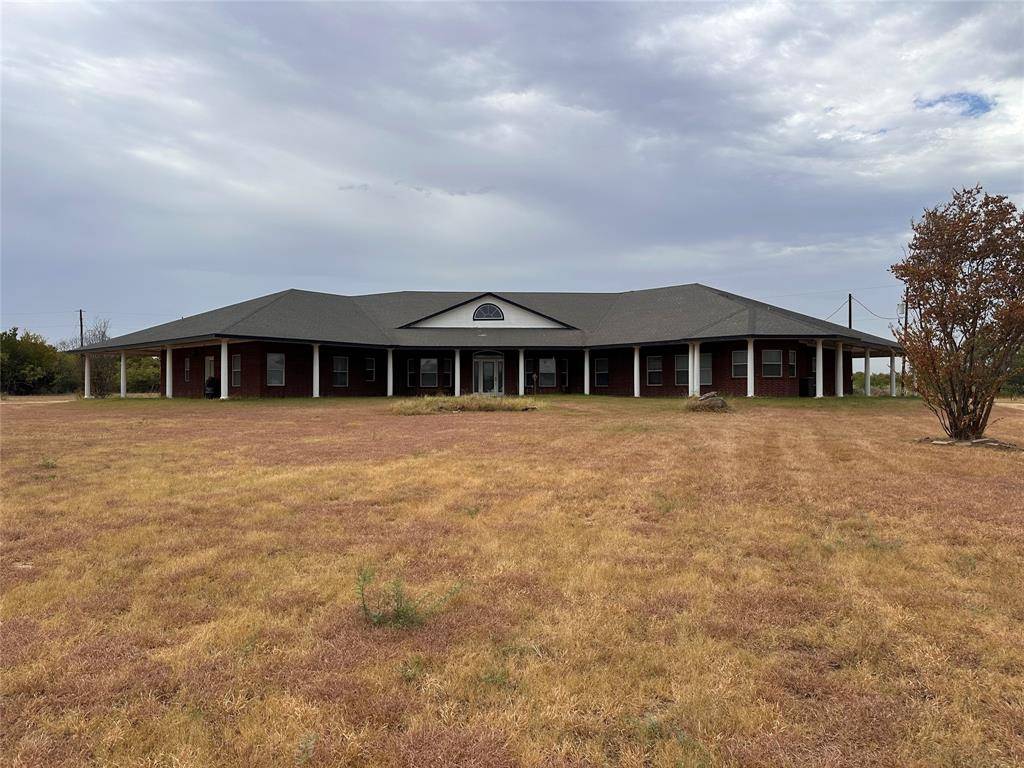 383 Lcr 476, Mexia, TX 76667