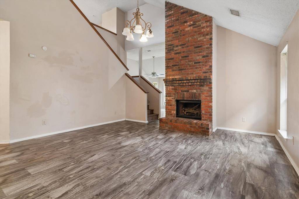 720 Ford Drive, Cedar Hill, TX 75104