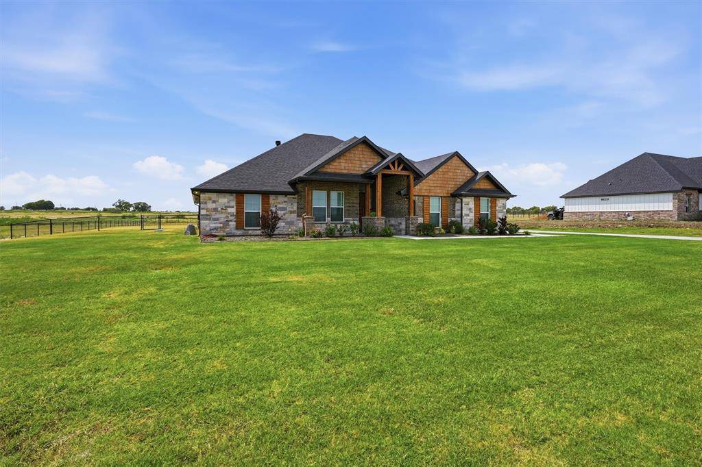 6941 Eagle Creek Drive, Godley, TX 76044