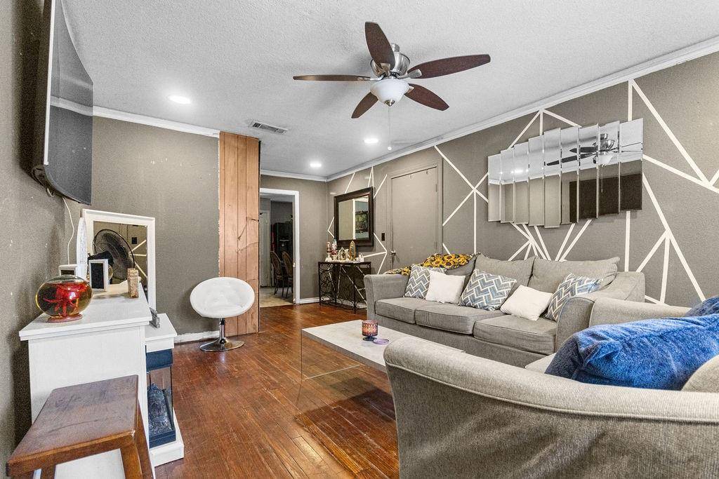 3516 Wilbarger Street, Fort Worth, TX 76119
