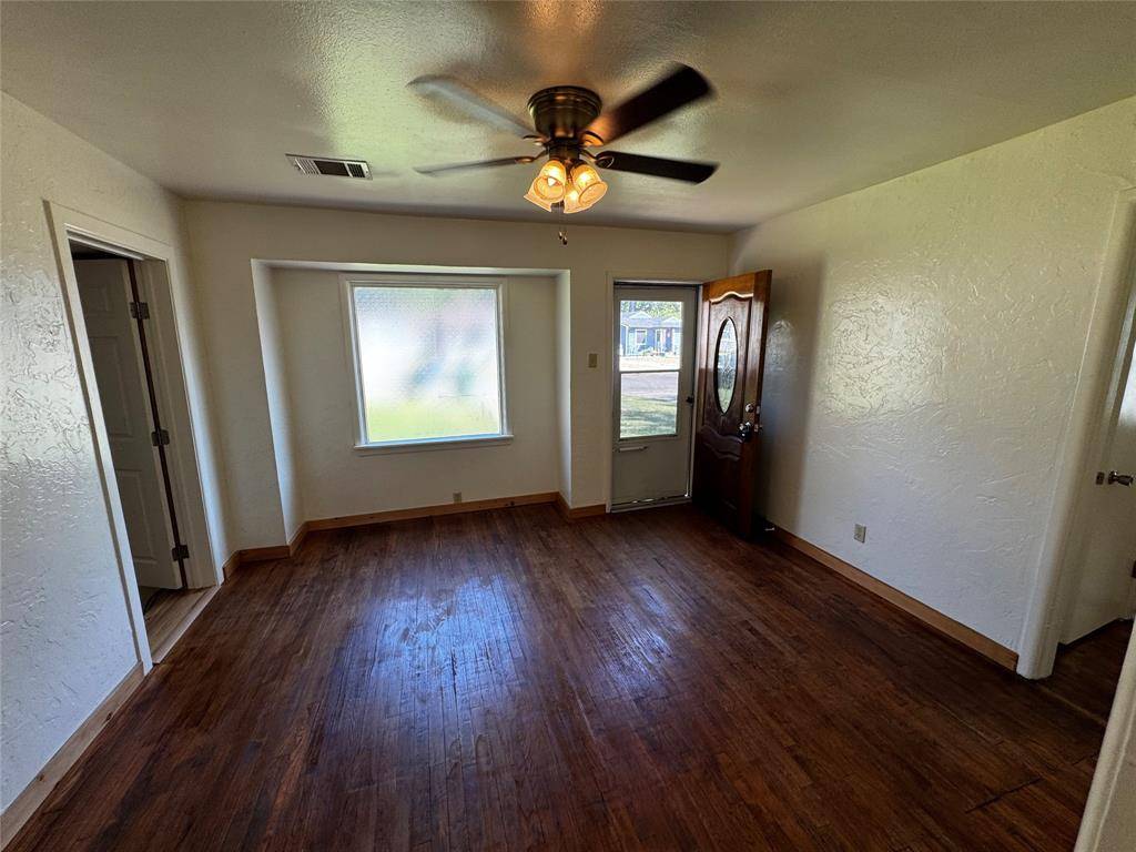 111 Atkinson Drive, Sherman, TX 75092