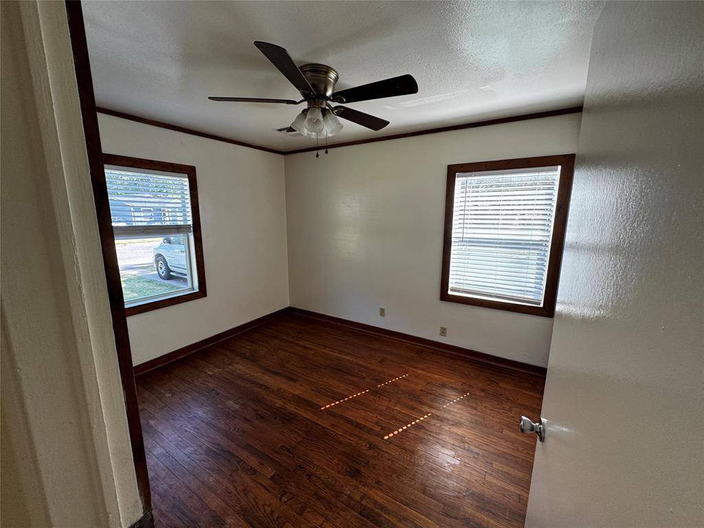 111 Atkinson Drive, Sherman, TX 75092