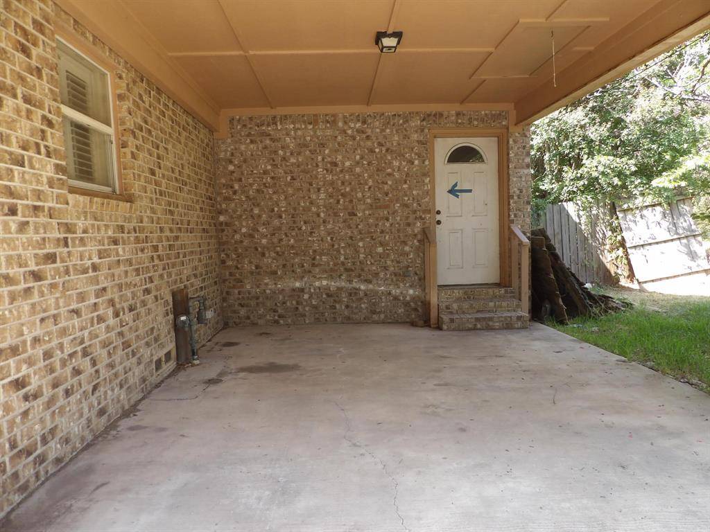 402 Keith Street, Mount Vernon, TX 75457
