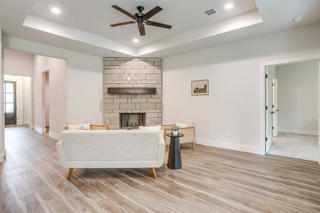 3221 NW 25th Street, Fort Worth, TX 76106