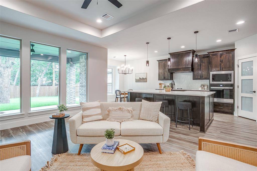 3221 NW 25th Street, Fort Worth, TX 76106