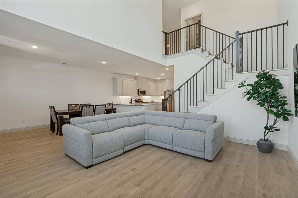 8895 Stablehand Mews, Frisco, TX 75035