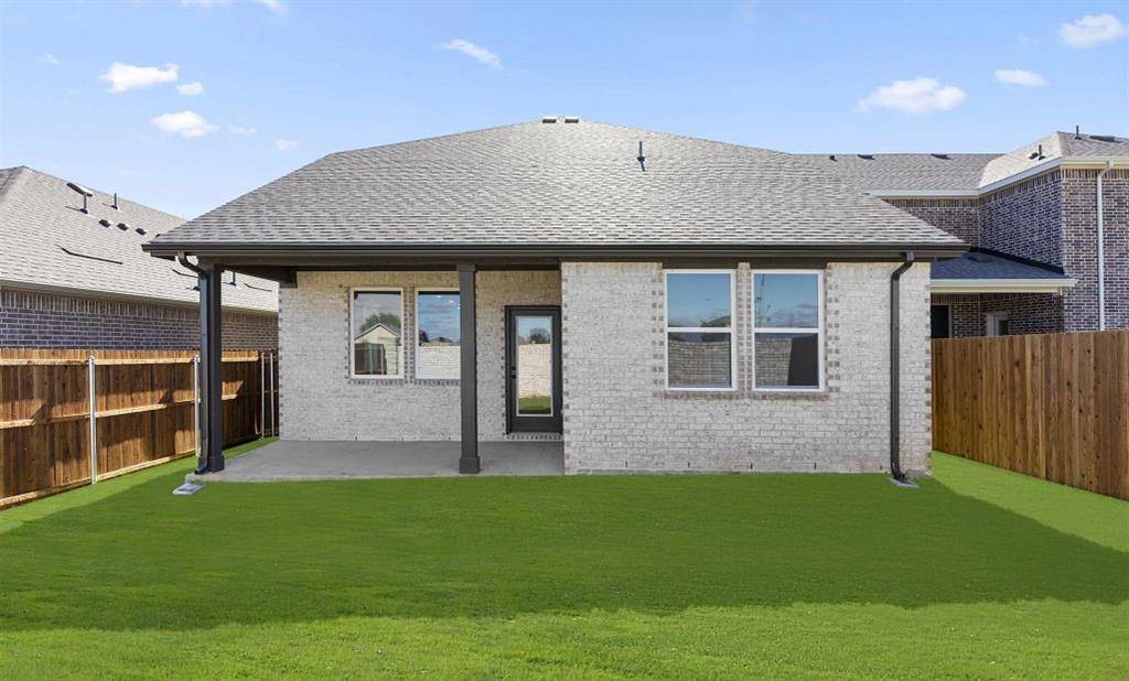14217 Gallatin Street, Pilot Point, TX 76258
