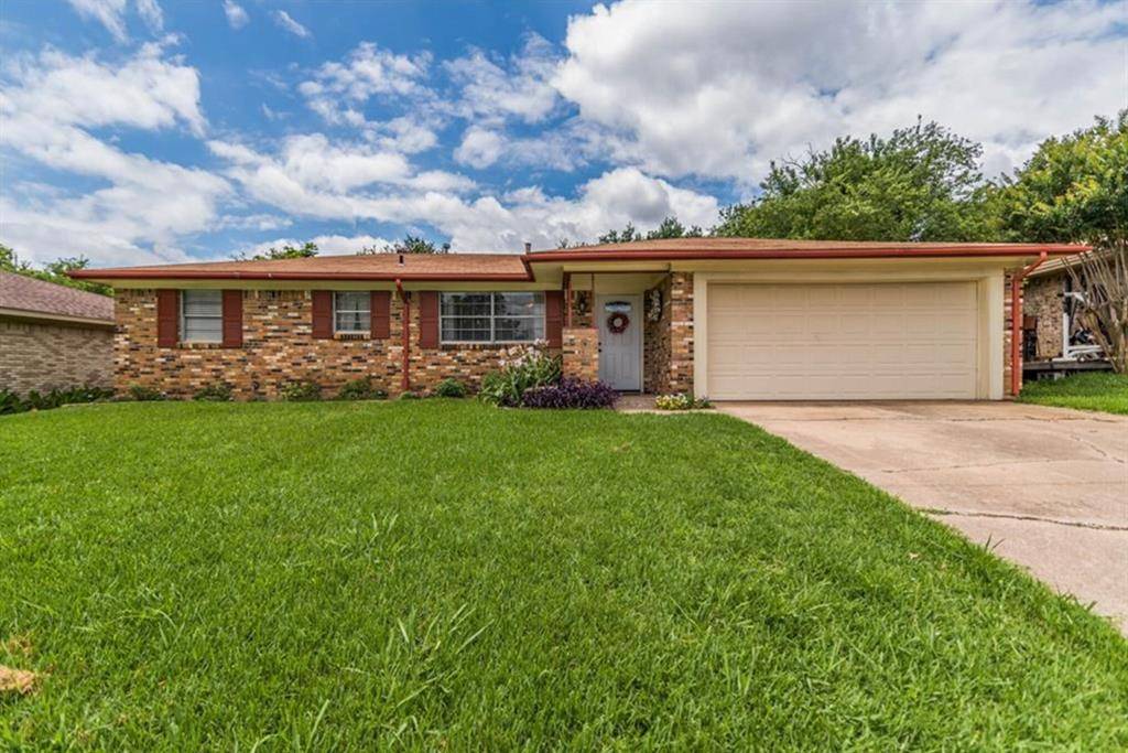 2015 Brenda Avenue, Denison, TX 75020