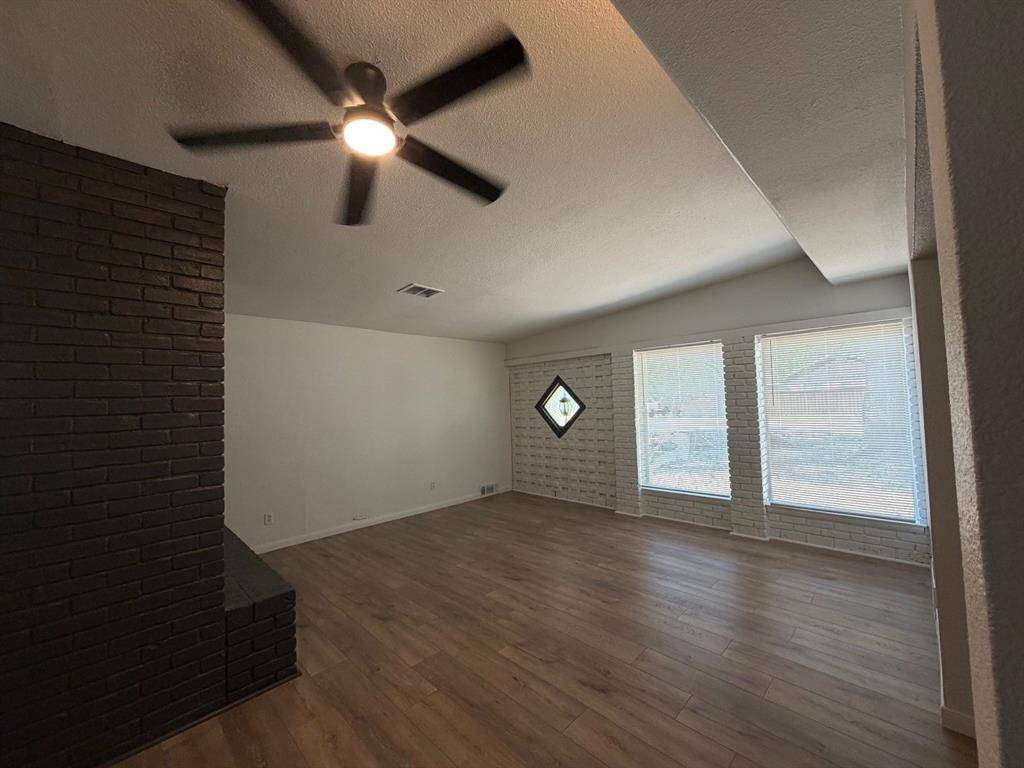 434 E Spring Valley Road, Richardson, TX 75081