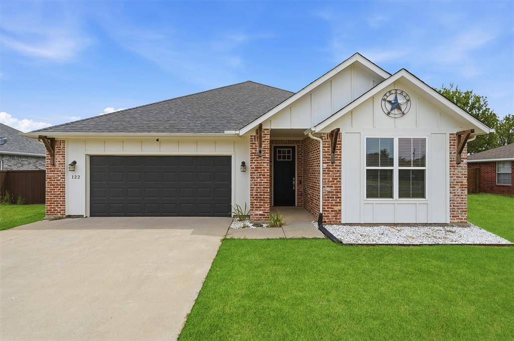 122 Alma Lane, Whitewright, TX 75491