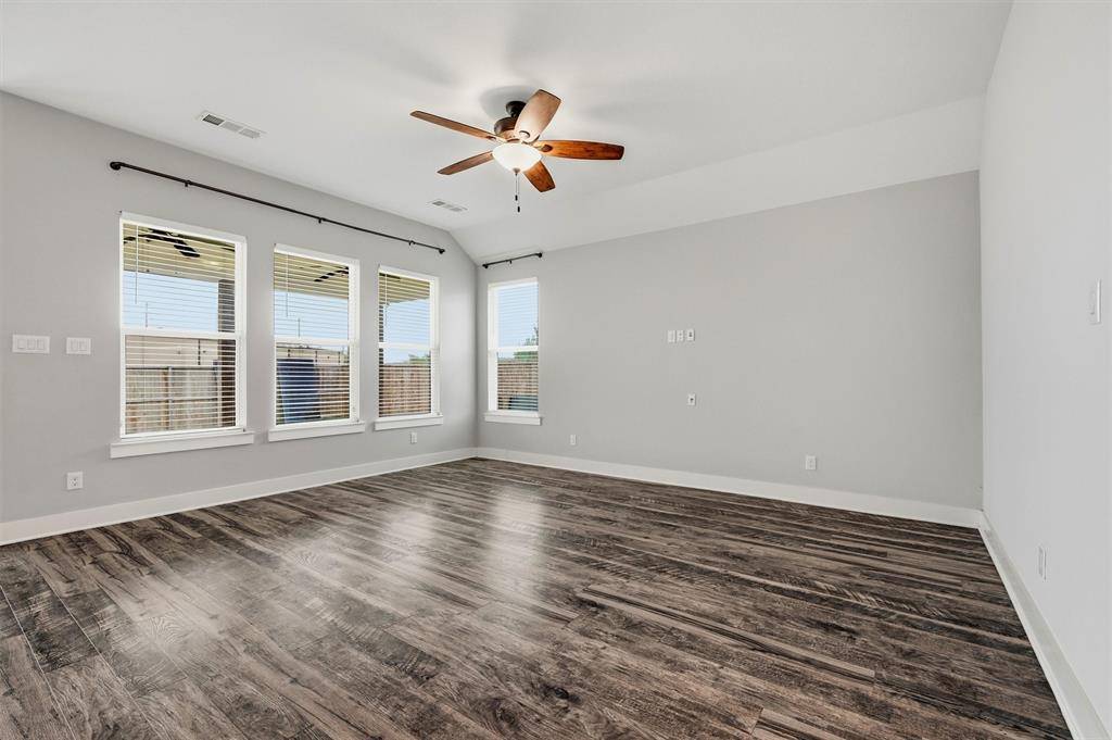 122 Alma Lane, Whitewright, TX 75491