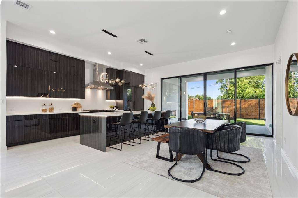3828 Eaton Drive, Dallas, TX 75220