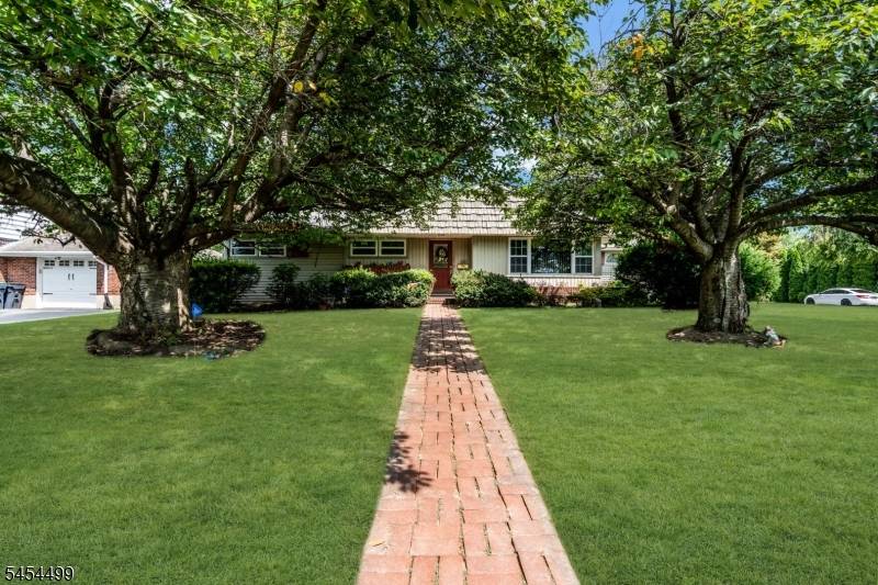 221 Ohio Ave, Pohatcong Twp., NJ 08865