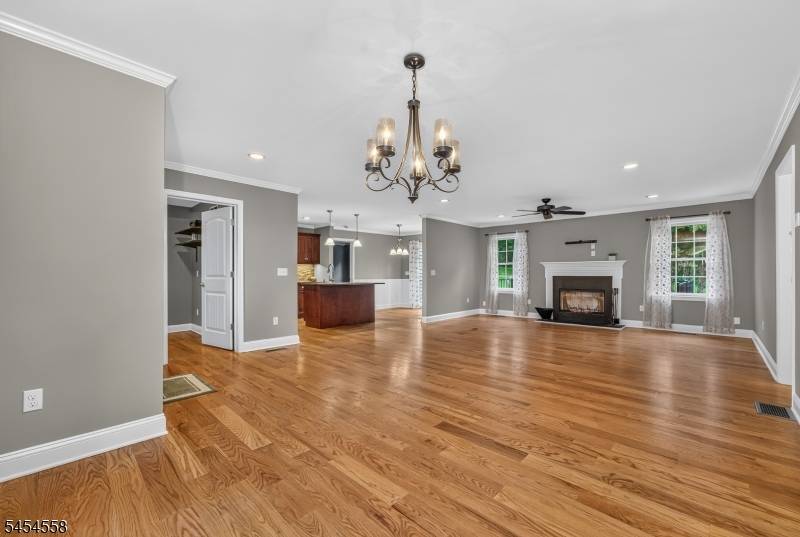 309 Turkey Top Rd, Lebanon Twp., NJ 07865