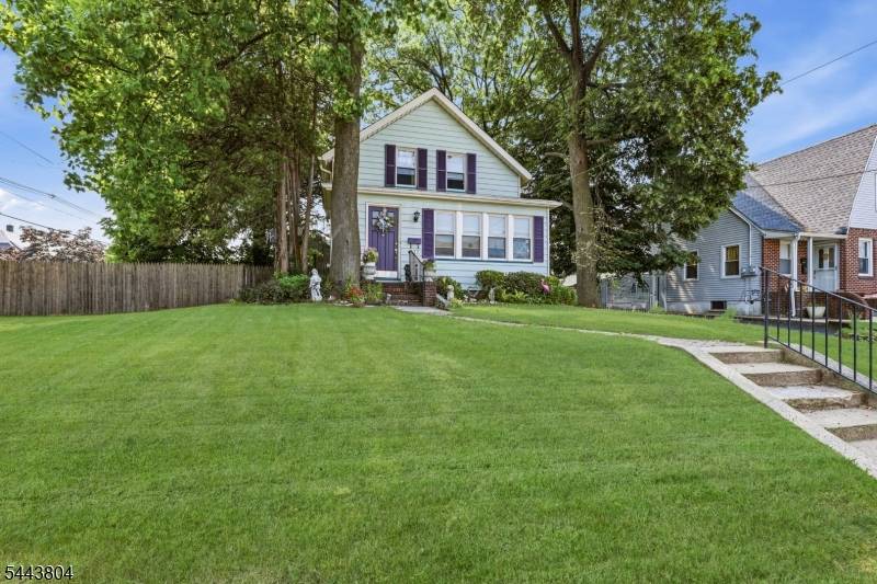 237 Broughton Ave, Bloomfield Twp., NJ 07003