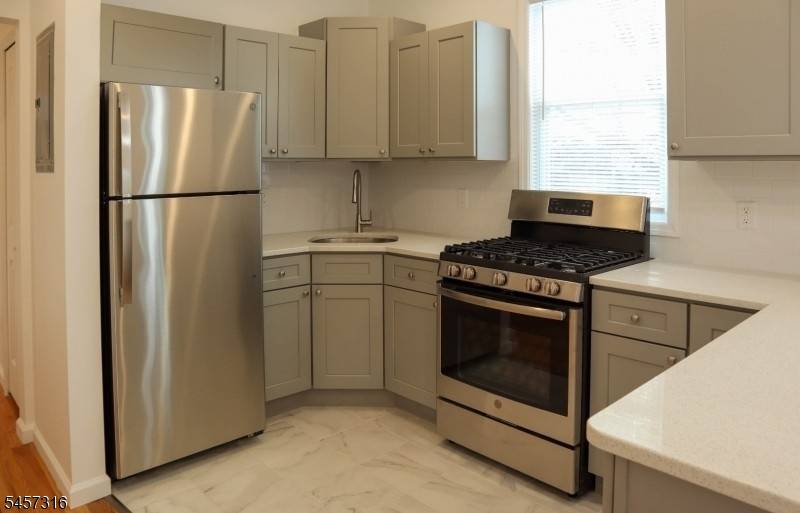 373-375 6Th Ave #2R, Newark City, NJ 07107