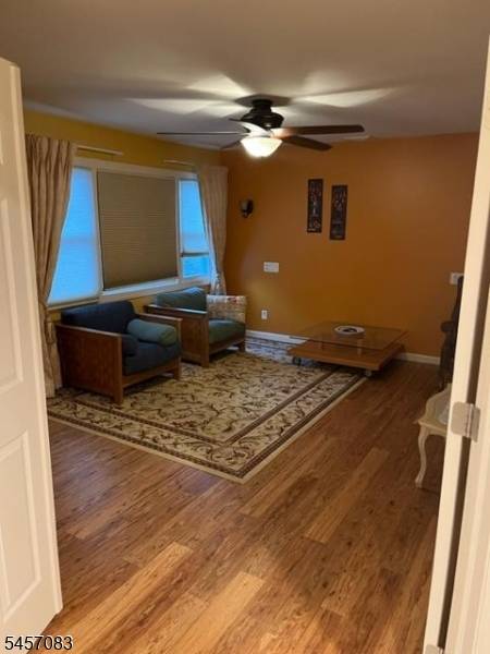 36 River Rd, Oakland Boro, NJ 07436