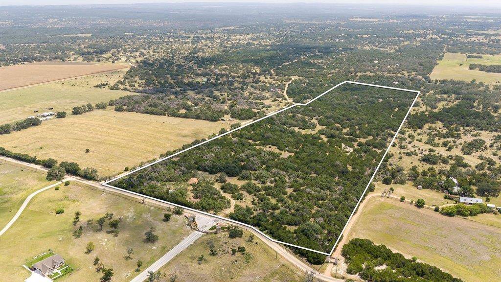 1984 N Grape Creek RD, Fredericksburg, TX 78624