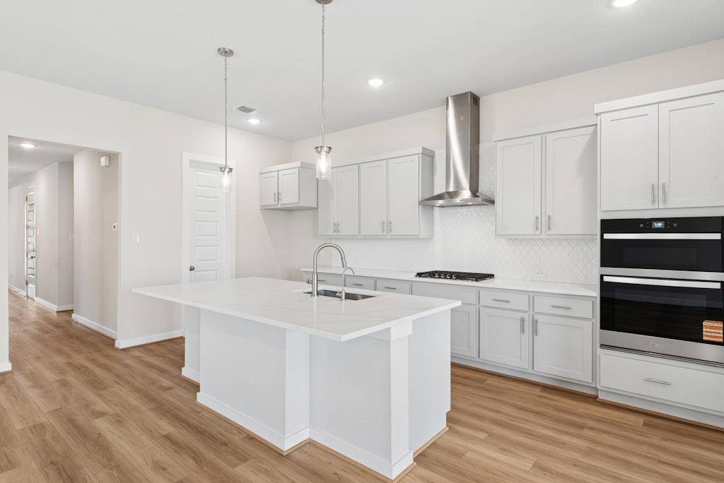 113 Cintilar ST, Liberty Hill, TX 78642