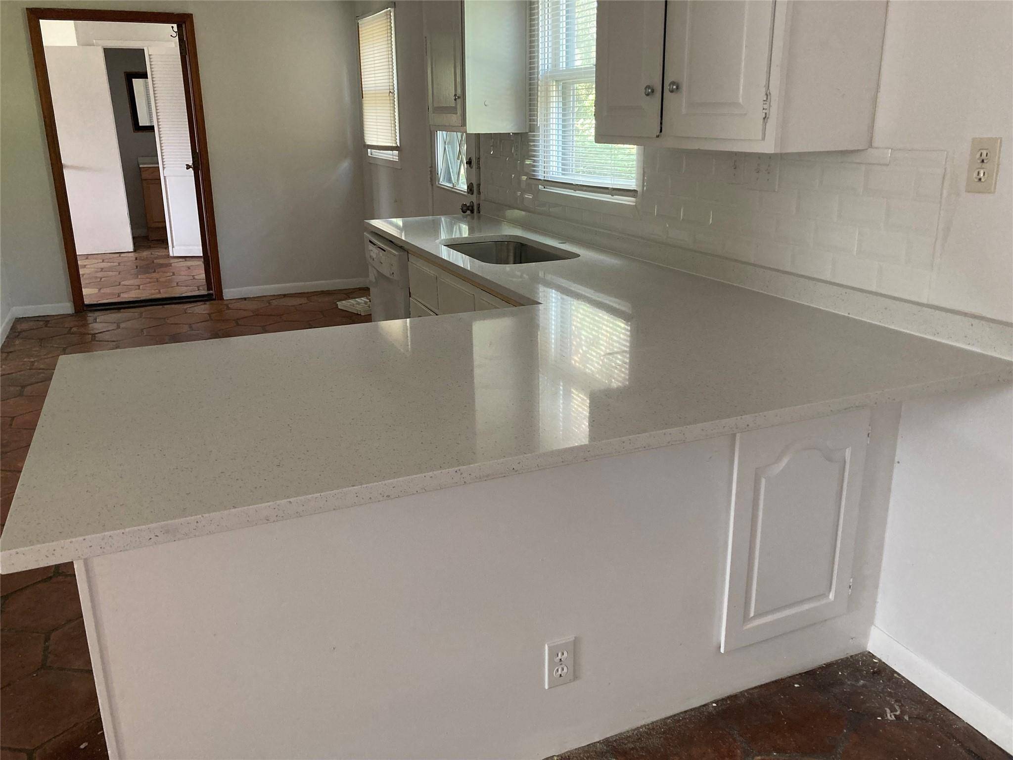 7702 Pitter Pat LN, Austin, TX 78736
