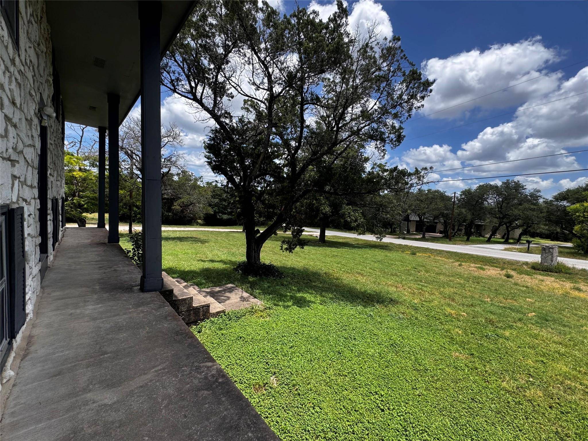 7702 Pitter Pat LN, Austin, TX 78736