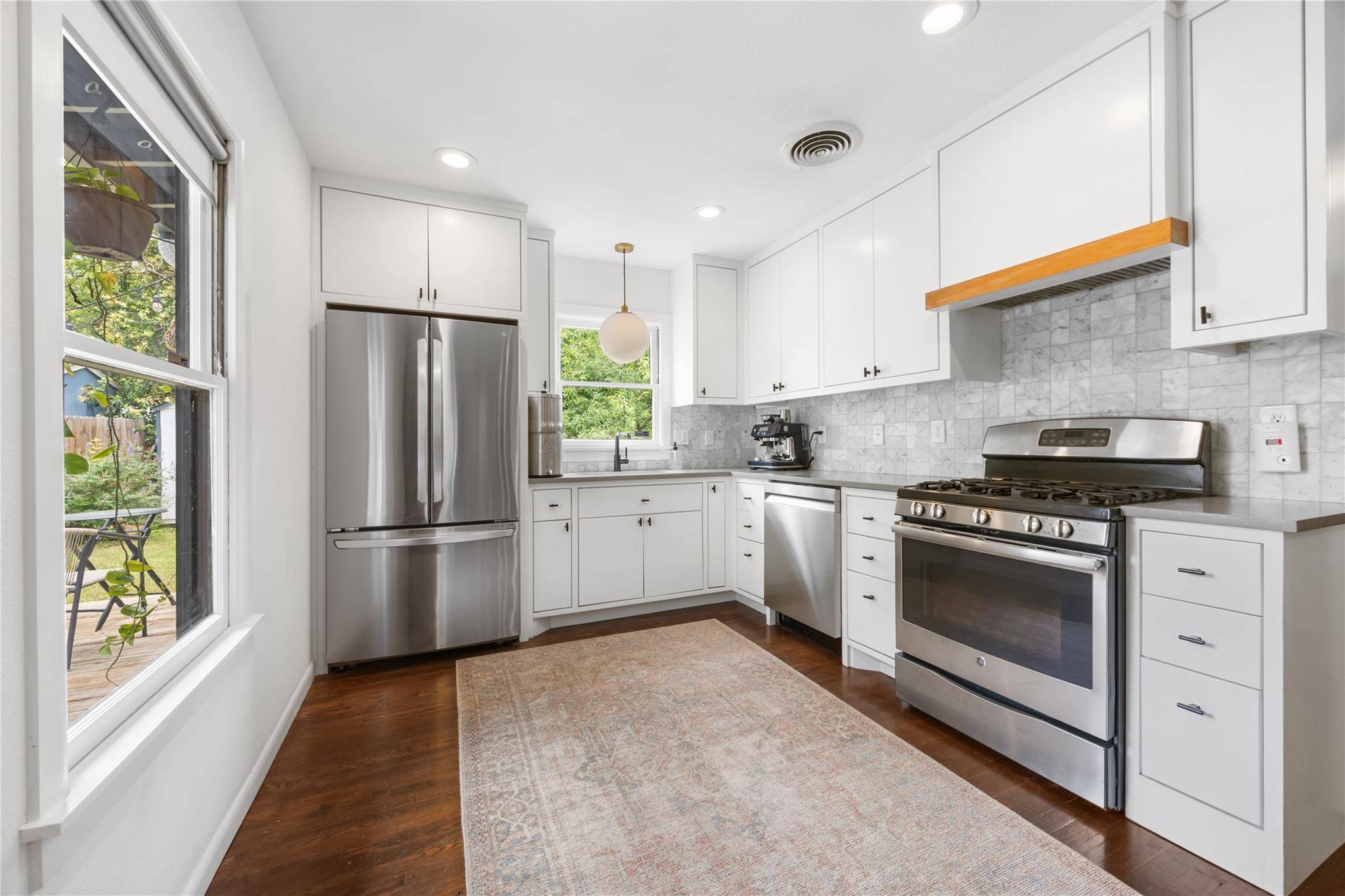 1106 Arcadia Ave, Austin, TX 78757