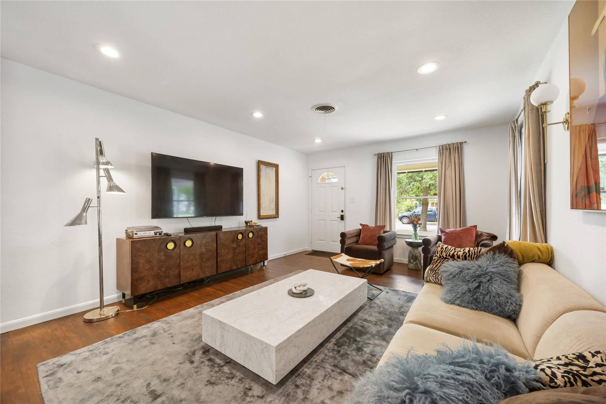 1106 Arcadia Ave, Austin, TX 78757