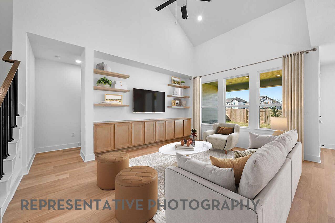 8916 Golden Lion DR, Austin, TX 78744