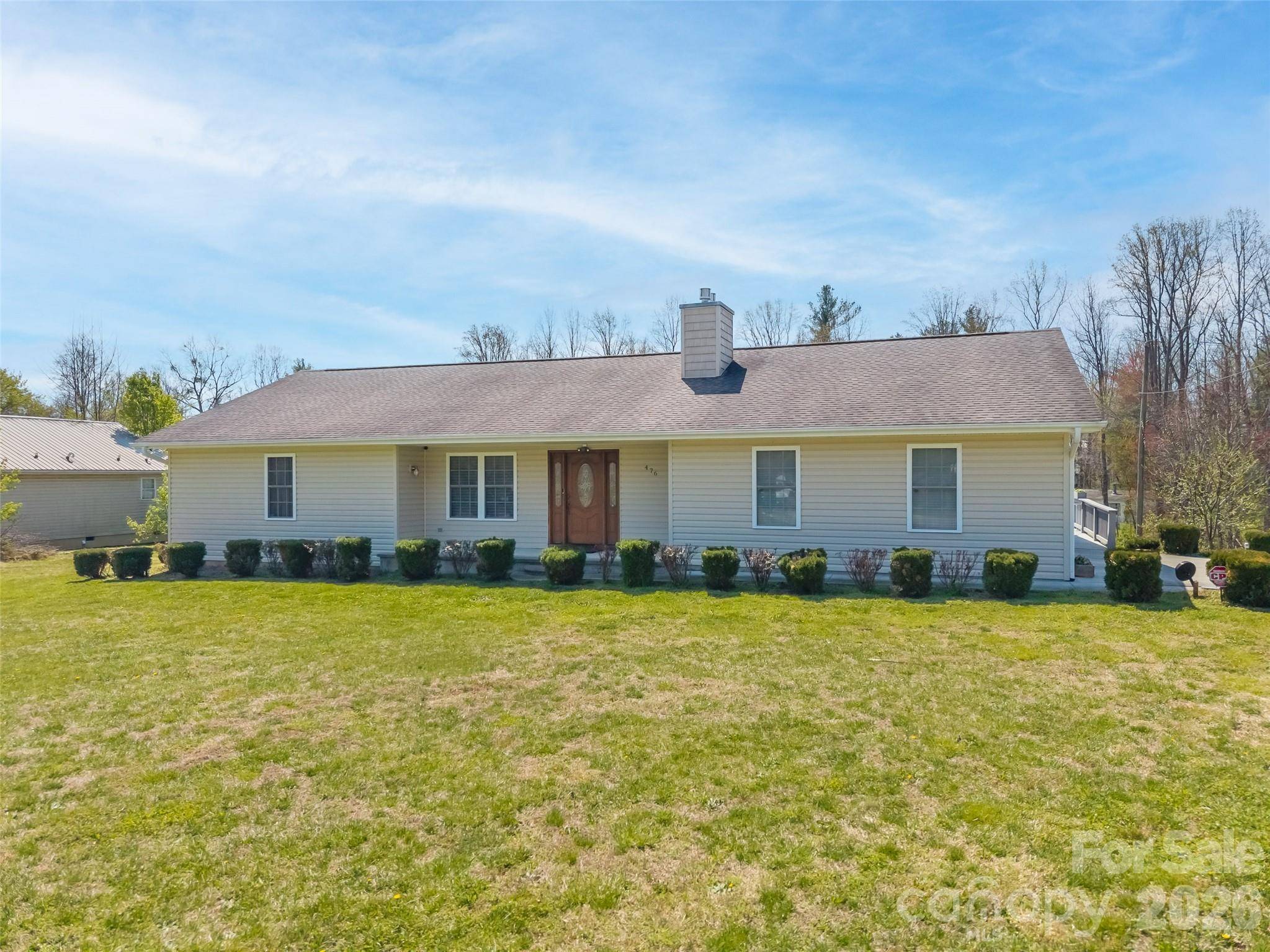 476 Jackson Loop RD, Flat Rock, NC 28731