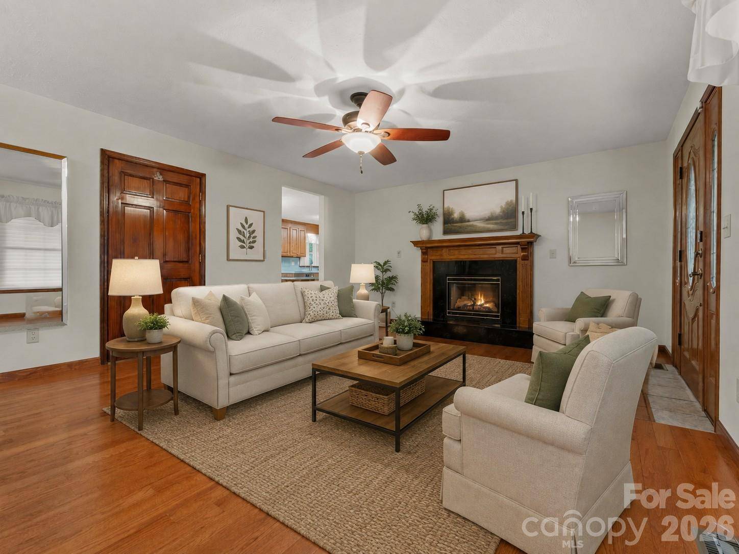 476 Jackson Loop RD, Flat Rock, NC 28731