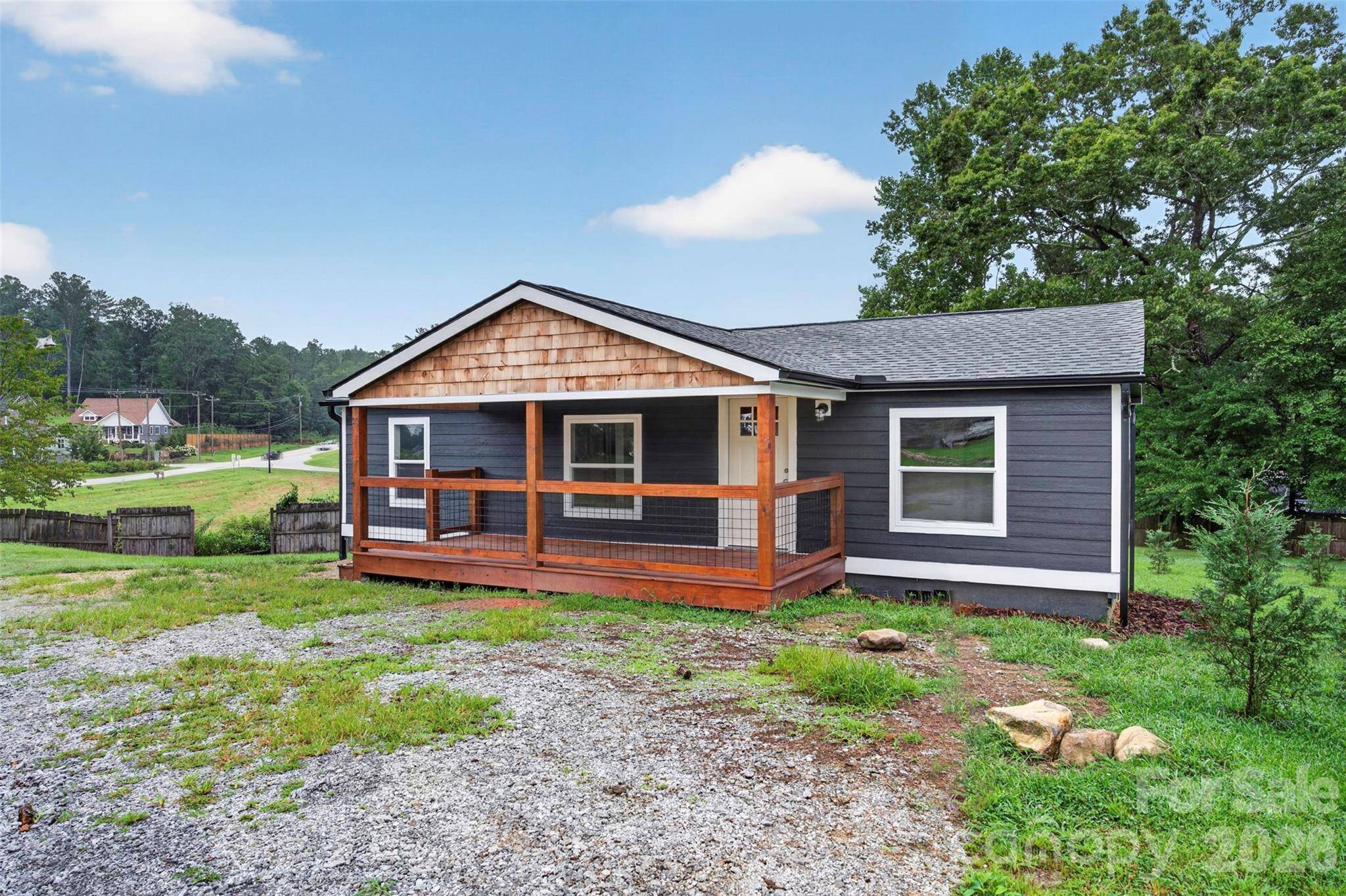 74 TJ TRL, Hendersonville, NC 28792