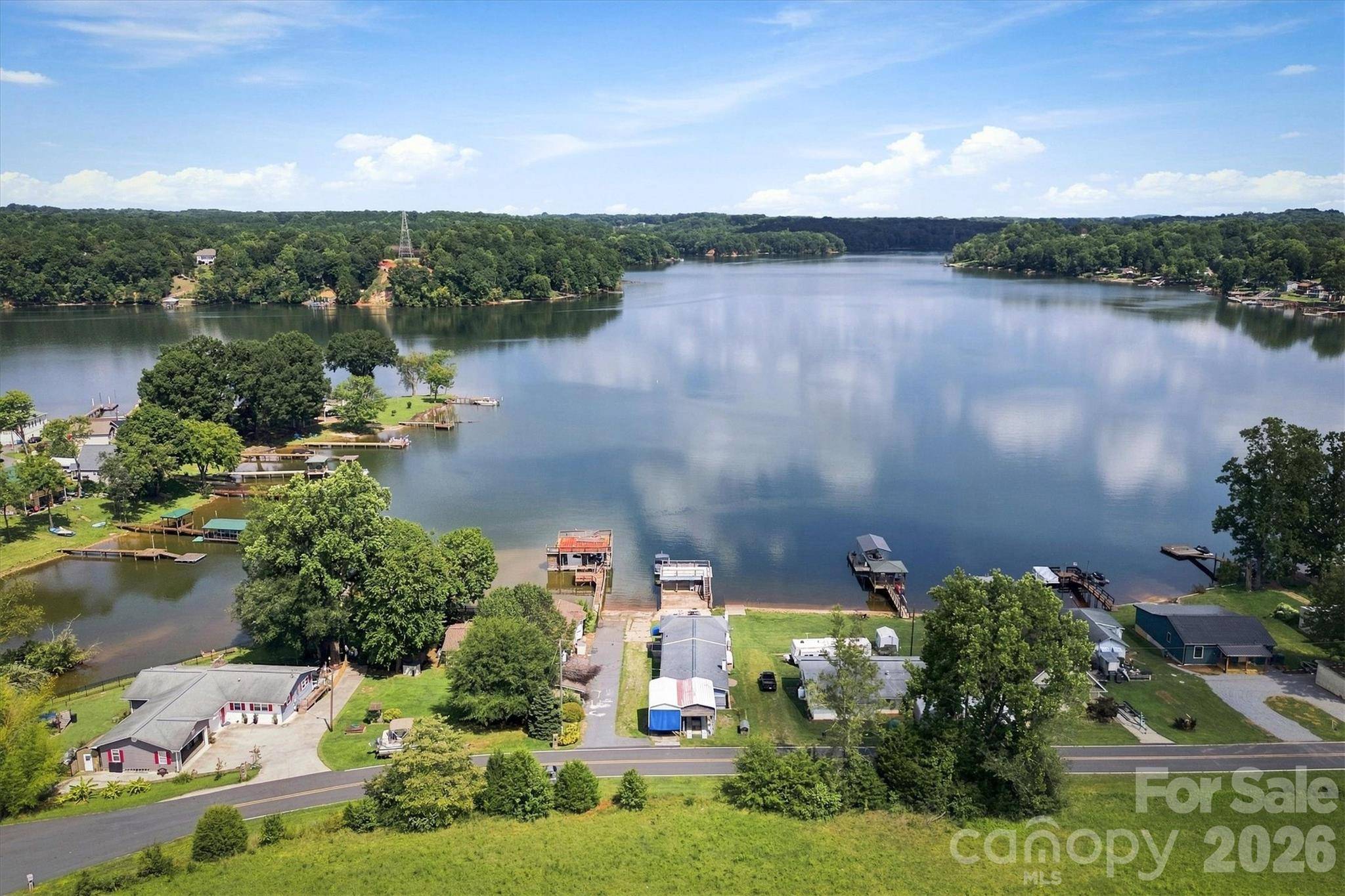 4928 Northcrest ST, Claremont, NC 28610
