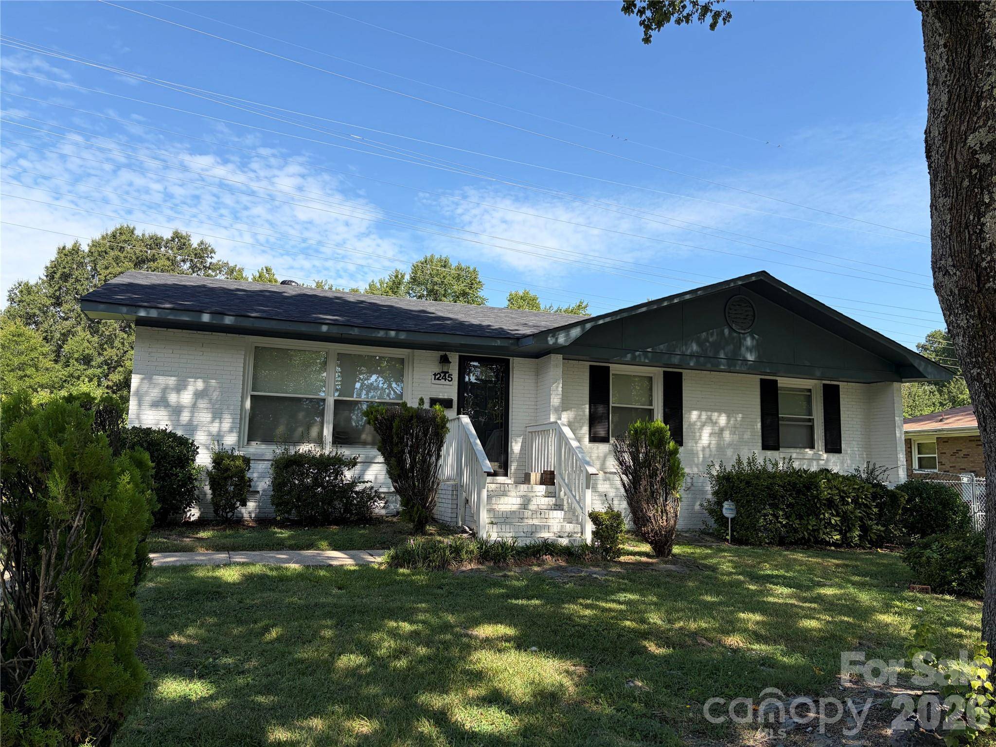 1245 Pondella DR, Charlotte, NC 28213