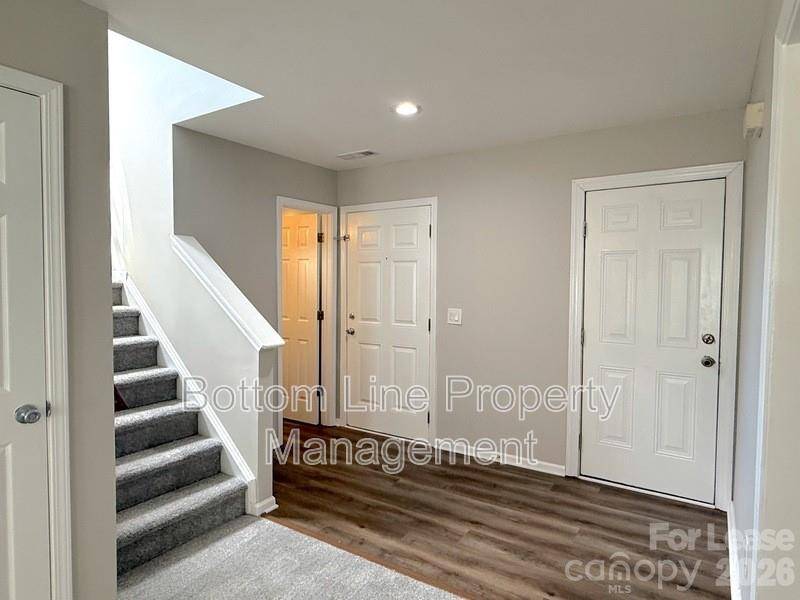 4133 Robinwood DR, Charlotte, NC 28212