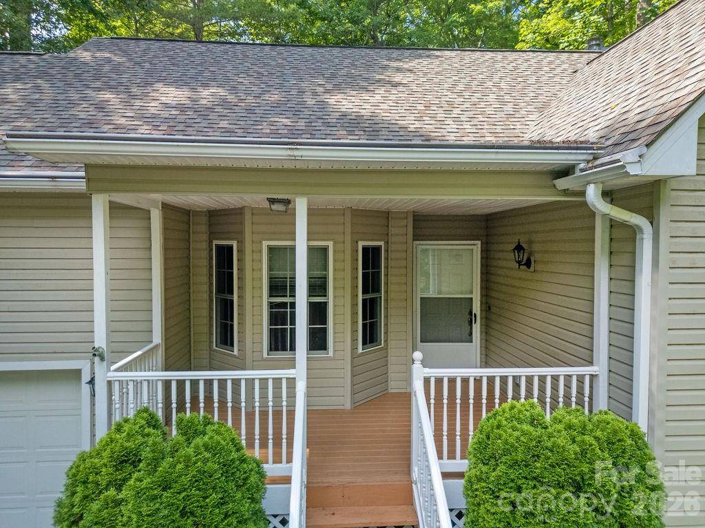 61 Autumn Glen CT, Brevard, NC 28712