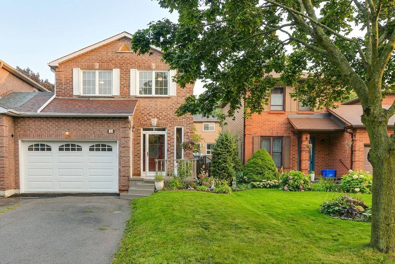 73 Cluett DR, Ajax, ON L1S 7G3