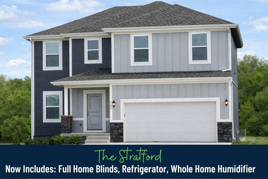 613 Foxglove LN, Raymore, MO 64083